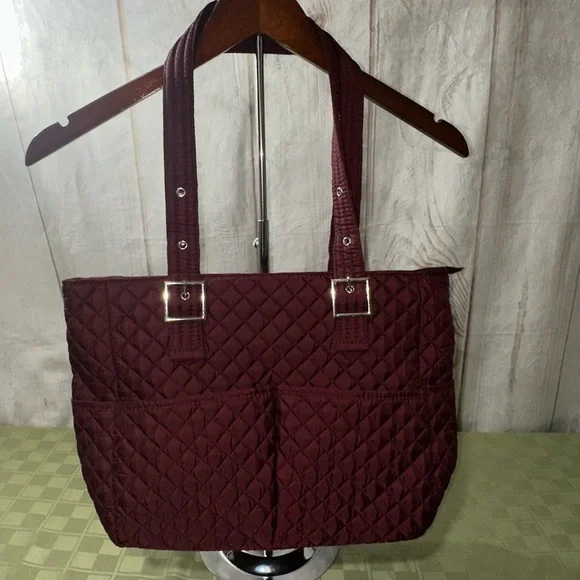 Discontinued Donna Sharp Quilted Tote with Double Handles - Picture 1 of 11